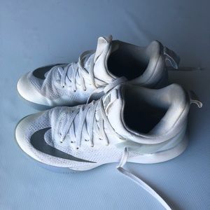 Nike Zoom Shift Basketball Shoes